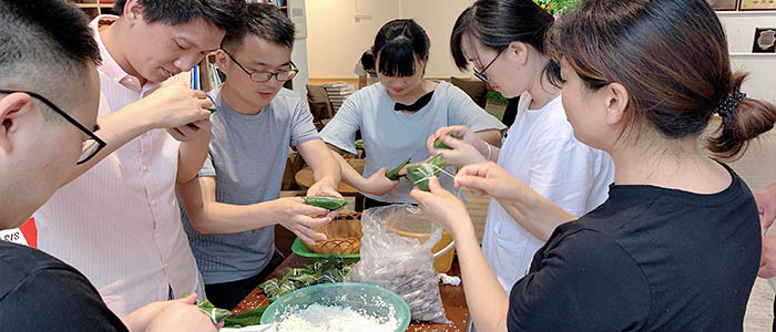企業文化丨2019年端午節包粽子